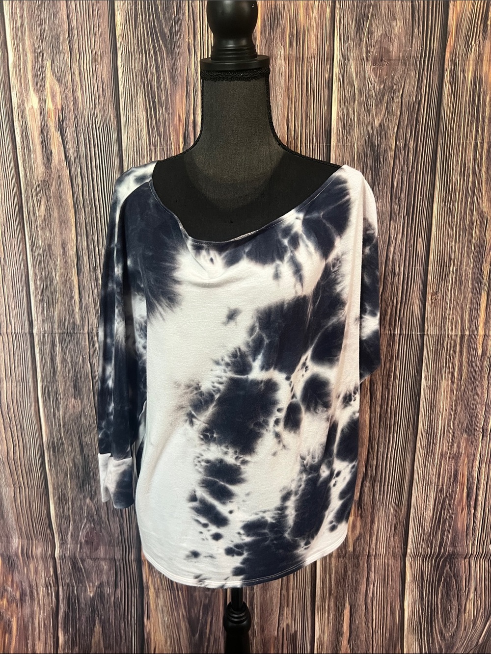 Kim & Cami Off Shoulder Top-Size large